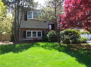 16 Stella Dr, Spring Valley, NY 10977