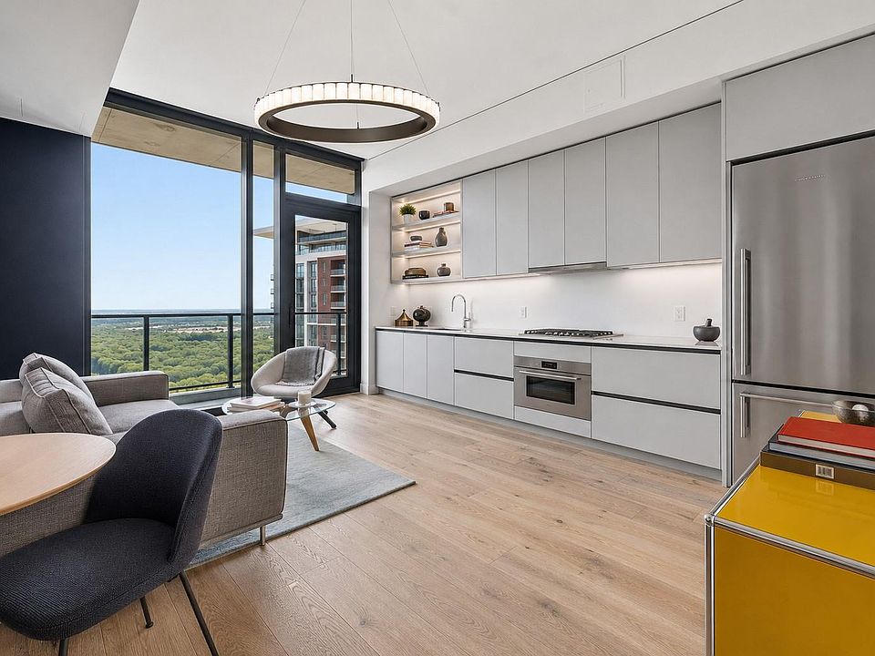 1st image of 610 Davis St #3508