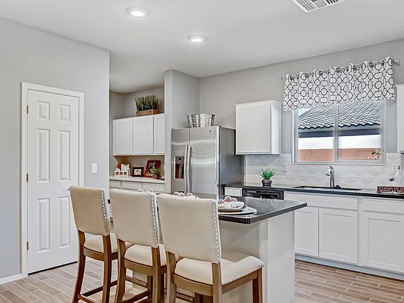 Breakfast bar in kitchen