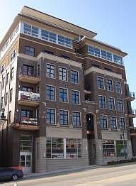 1st image of 609 W Dickson St #402