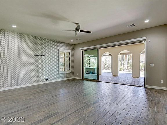 3rd image of 446 Paso De Montana St