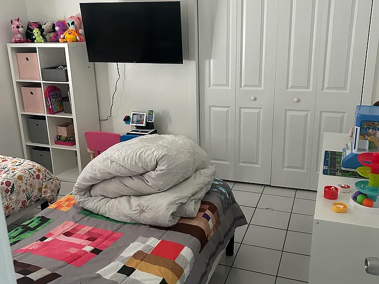2nd Bedroom