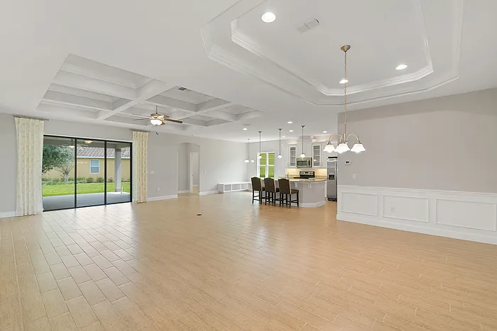 202 Messina Pl — Photo 3