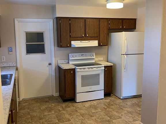 3rd image of 1003 Coronado Dr
