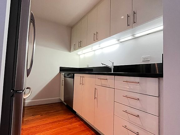 4th image of 225 Schermerhorn St APT 9F