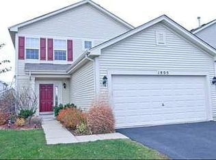 1805 S Mark Ln, Round Lake, IL 60073