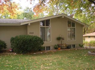 1525 S 4th Ave, Beatrice, NE 68310