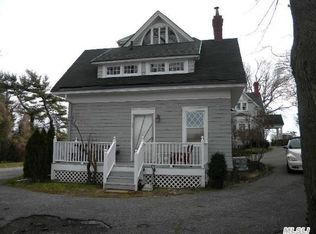 318 Yacht Club Rd, Oyster Bay, NY 11771
