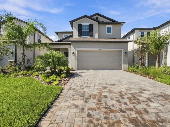 3303 Fall Harvest Dr, Zephyrhills, FL 33540