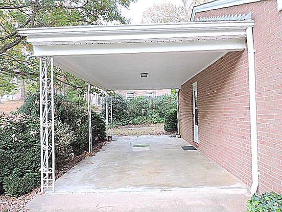 5th image of 666 Timberlake Dr