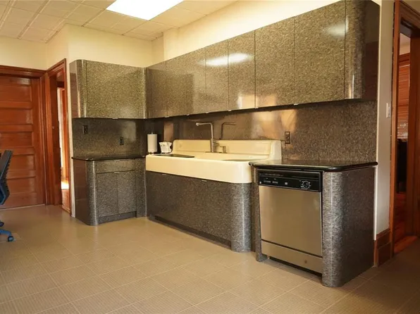 3 Beech Ct Circle image 8 of 36