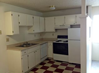 2330 E Fountain Blvd APT 24, Colorado Springs, CO 80910
