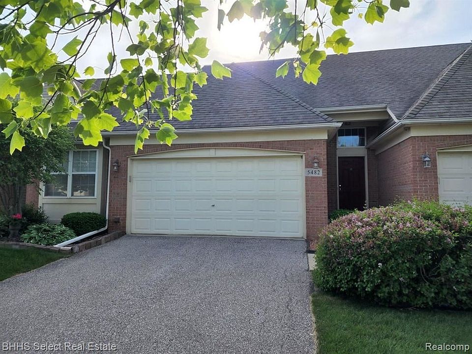 1st image of 5482 Greenway Dr #51