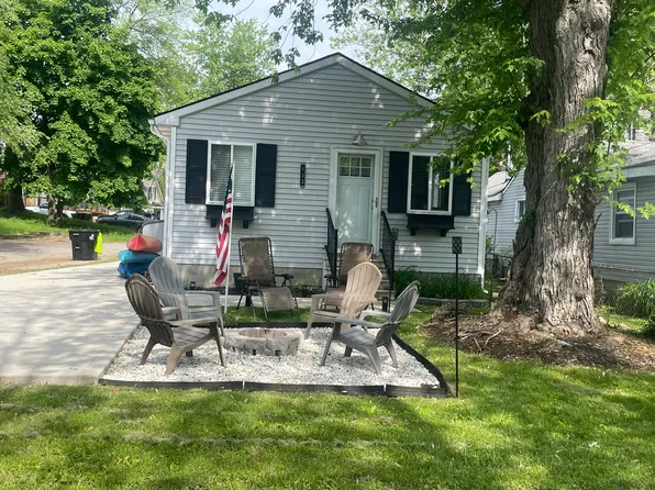 132 Maudlin St, Novi, MI 48377