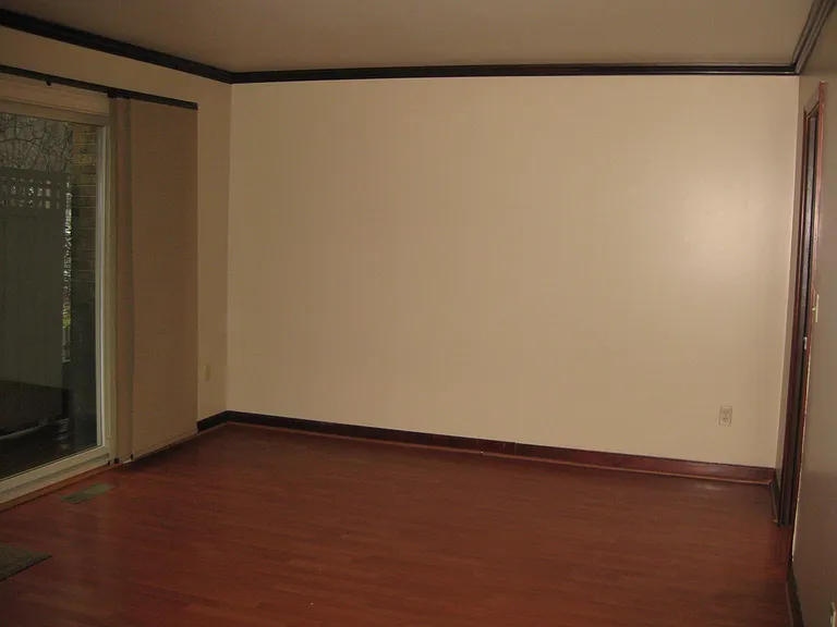 1446 Oakbrook E — Photo 14