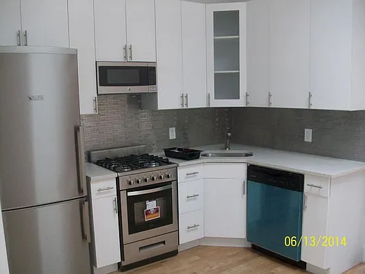 Rented by Buchbinder & Warren | media 24