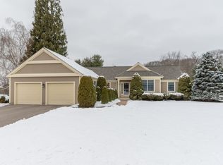 14 Wyndstone Way, Framingham, MA 01701
