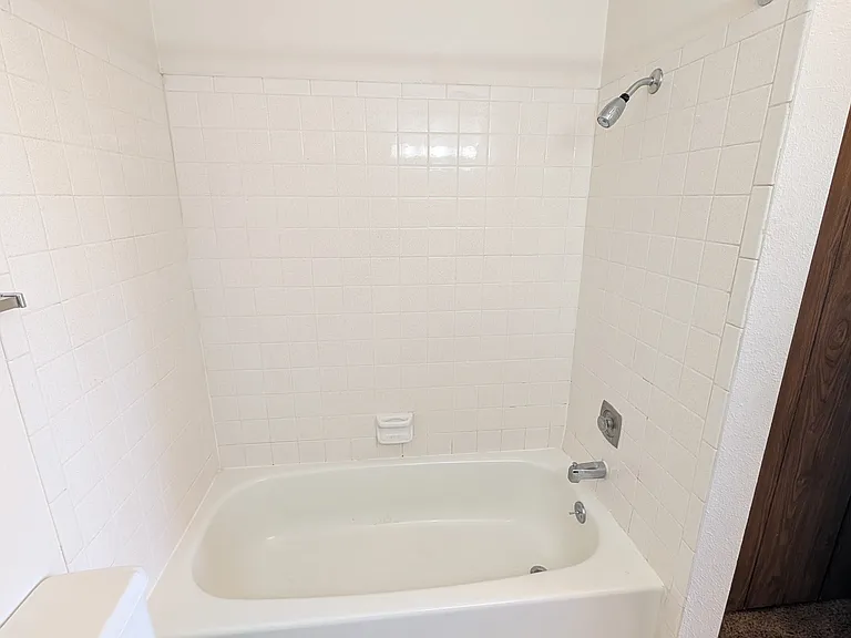 Southview Apartments — Photo 27