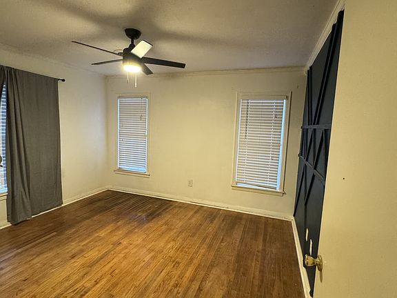 5th image of 1208 Westwood St
