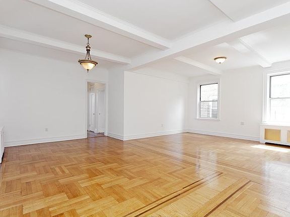 3rd image of 41 Eastern Pkwy APT 5E