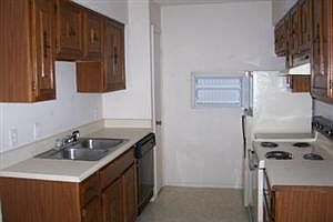 3rd image of 8132 Foxfire Ln APT A