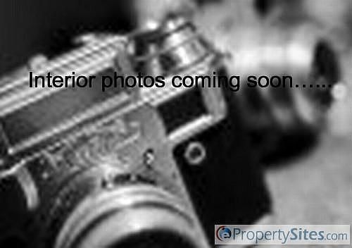 5th image of W215N5556 Kenmore Dr