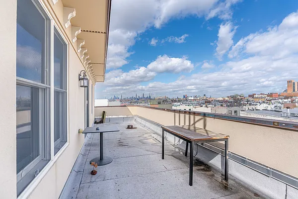 Rented by Twin Group | media 29