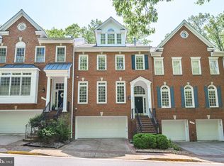 2335 Sawtooth Oak Ct, Vienna, VA 22182