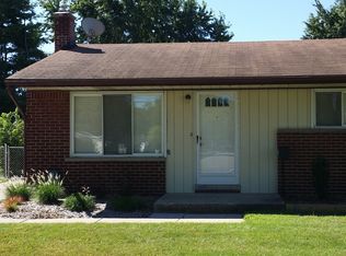 36465 Glenwood Rd, Wayne, MI 48184