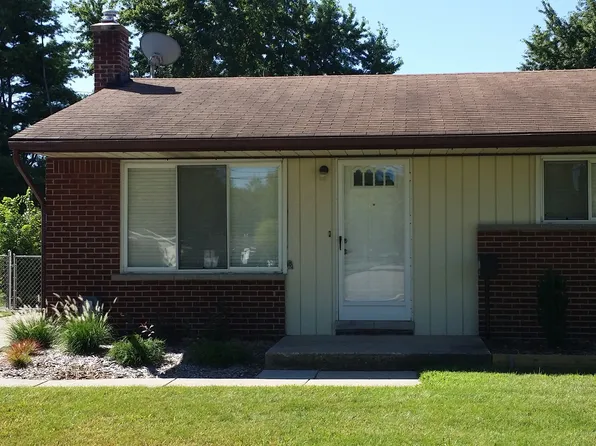 36465 Glenwood Rd, Wayne, MI 48184