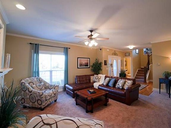 Spacious Living room