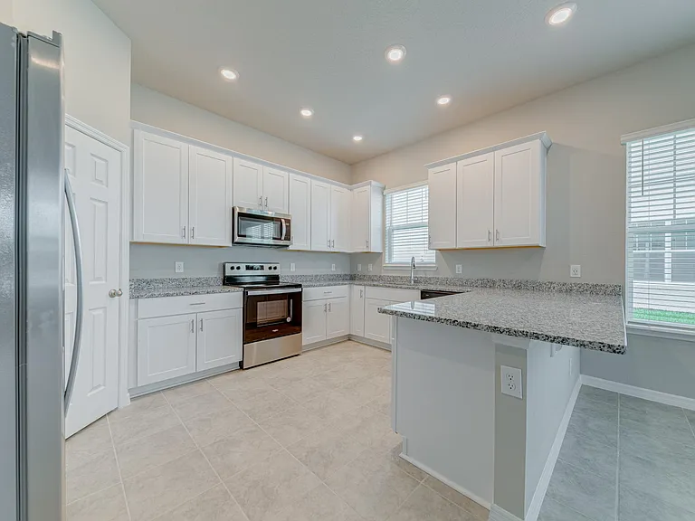 524 Venetian Palms Blvd — Photo 18