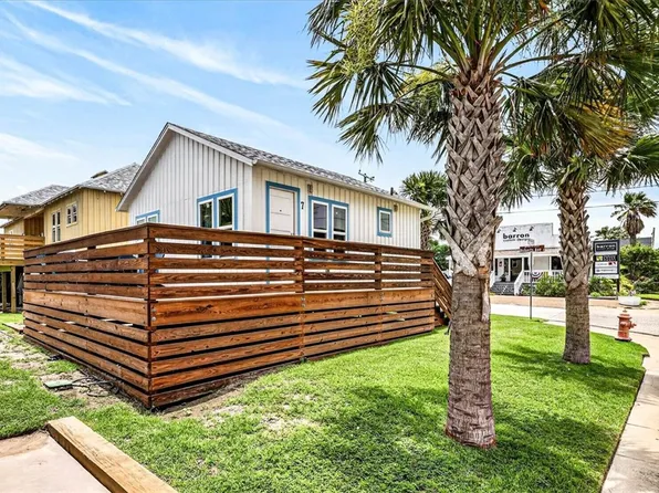 340 N Alister St #7, Pt Aransas, TX 78373