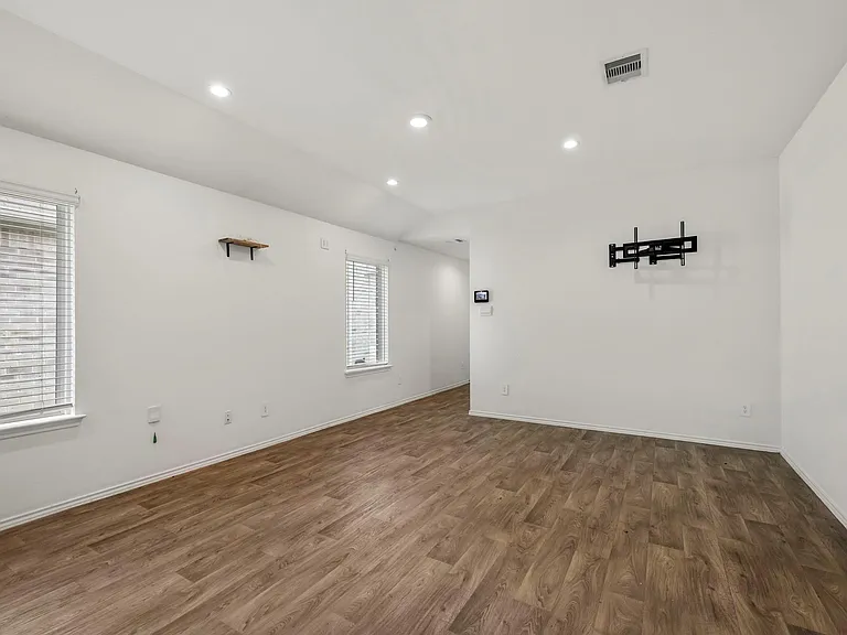 5451 Tuscany Hills Ln — Photo 15