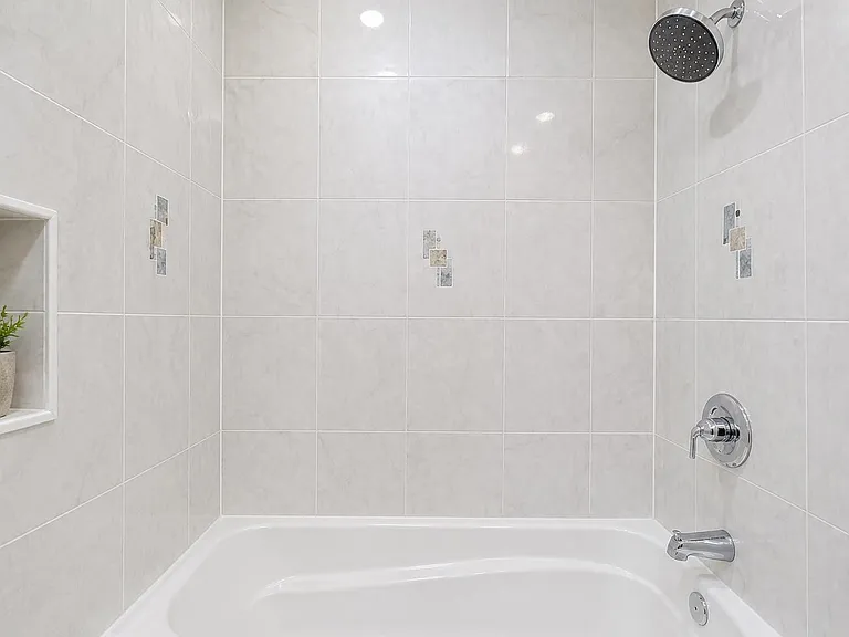 214 Clerk St #2 — Photo 8