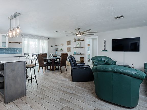 3rd image of 5243 Sunnybrook Ct