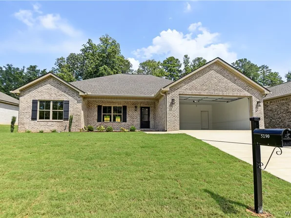 5190 Summerfield Dr E, Tuscaloosa, AL 35404