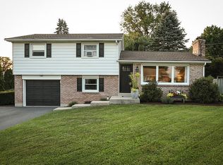 11 Clearview Dr, Lebanon, PA 17042