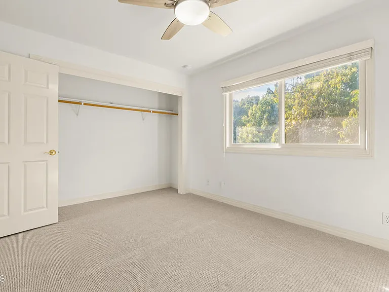 13922 Foothill Rd — Photo 32