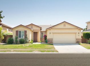 1902 Fall River Dr, Linda, CA