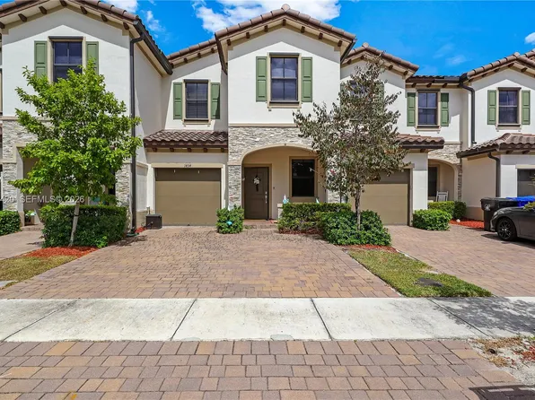 1434 SW 54th Ave, North Lauderdale, FL 33068