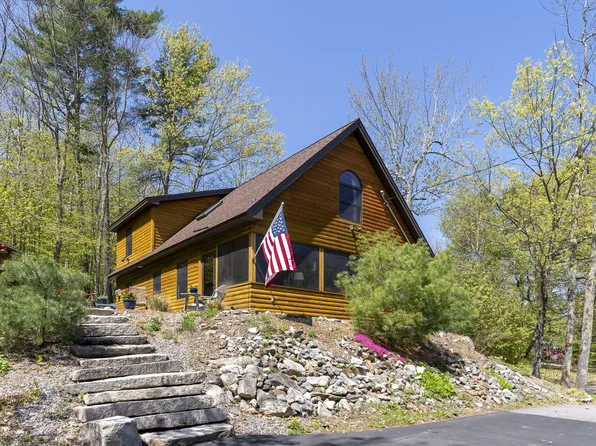 880 Meadow Road, Casco, ME 04015