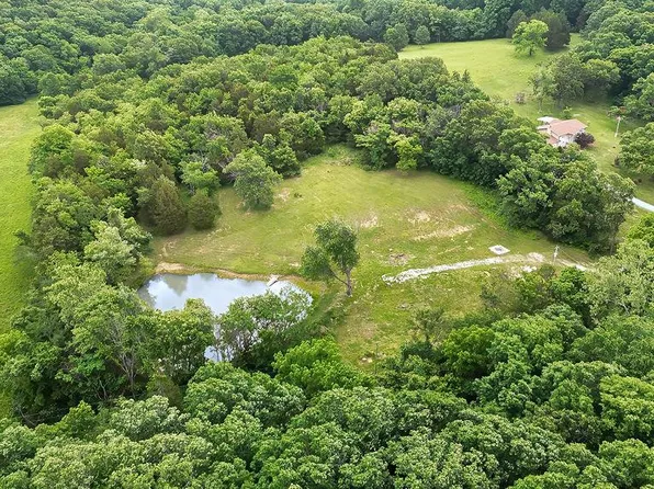 7599 Pine Tree Ln, Bloomsdale, MO 63627
