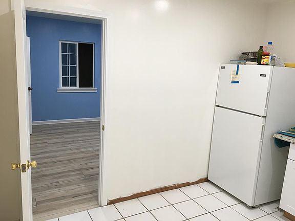 4th image of 520 Porter St #A