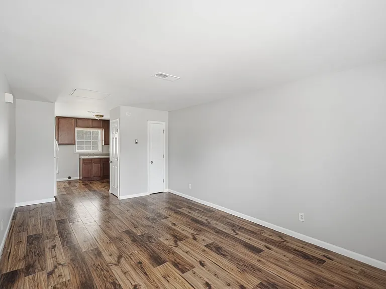 3681 Lynn Dr #B — Photo 5