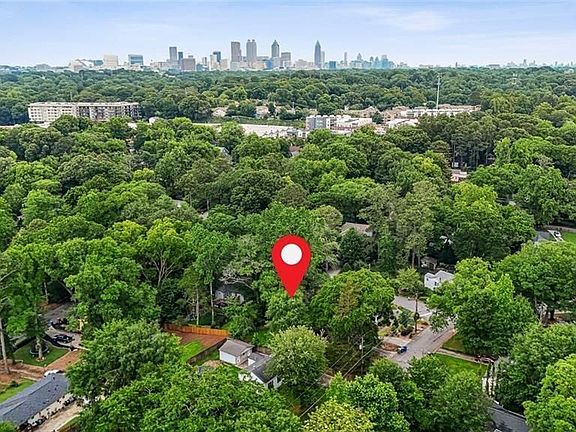 3rd image of 709 Francis Ave SE