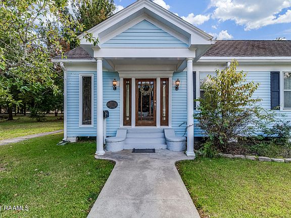 3rd image of 100 City Park Cir