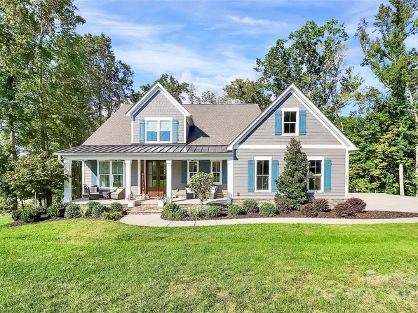 3915 Chevlot Hills Rd, Sherrills Ford, NC 28673