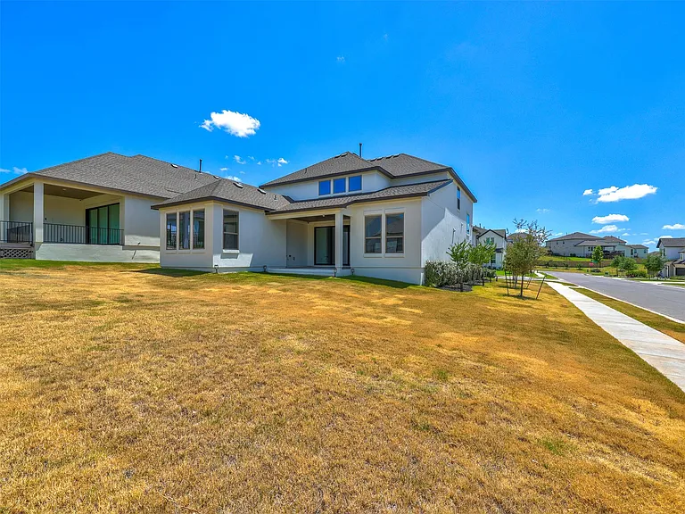 1929 Montella Way — Photo 40