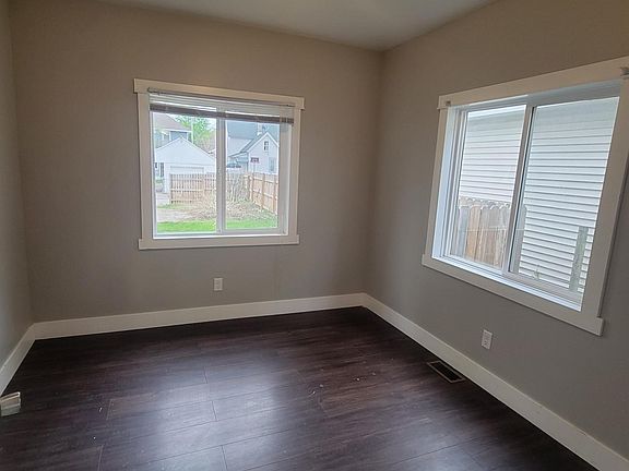5th image of 2024 Stafford Ave SW